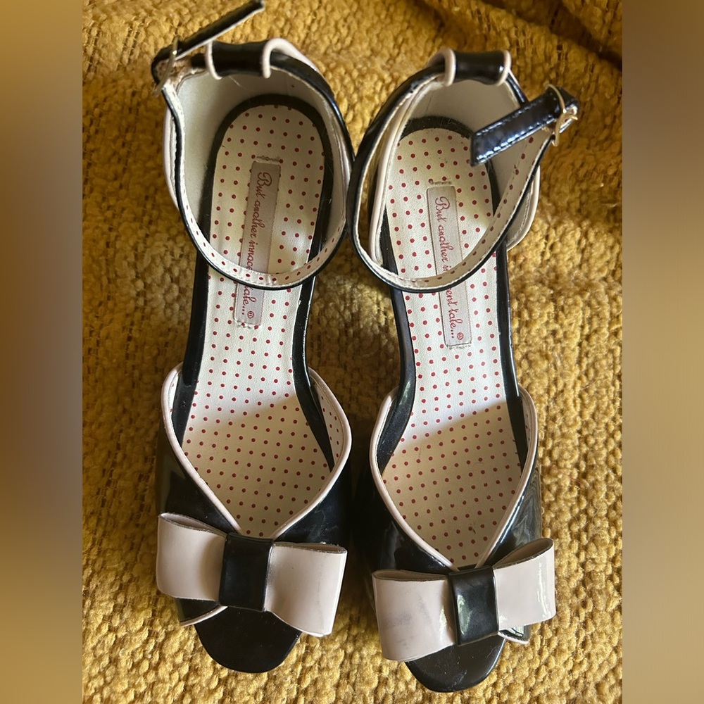 BAIT Footwear pinup style heels, size 7.5 - Picture 2 of 5
